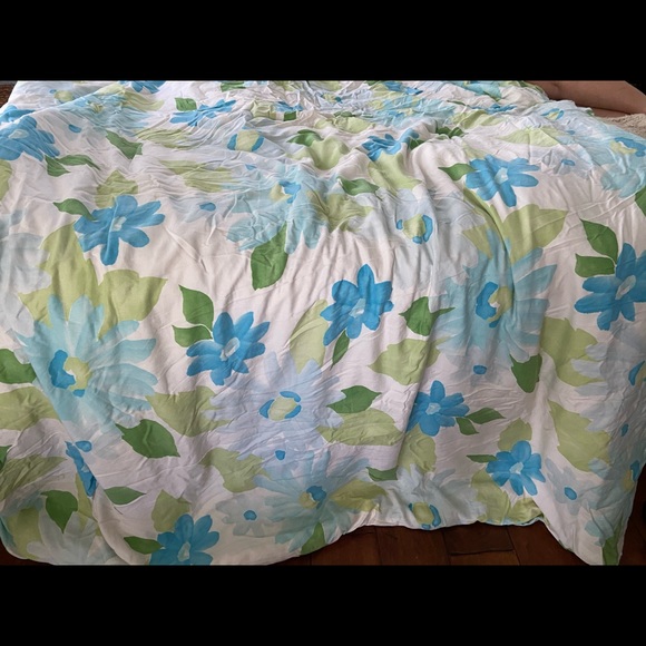 Other - Duvet cover, 2 shams, and duvet insert